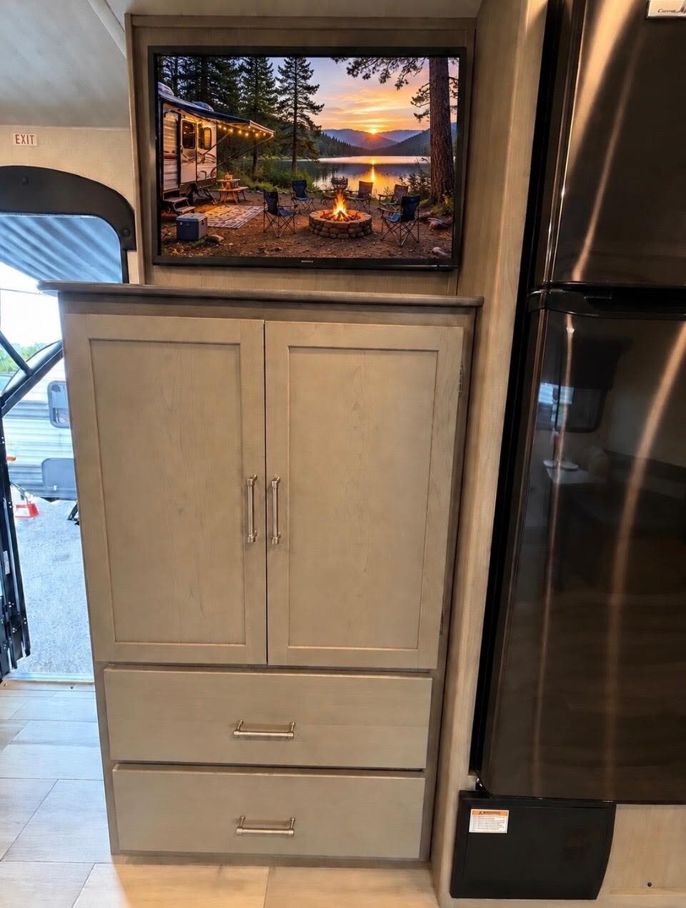 2024 Keystone Springdale Classic (Double Axle - Ea, $ 22,200