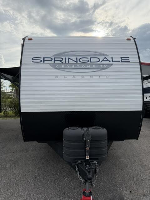 2024 Keystone Springdale Classic (Double Axle - Ea, $ 22,200