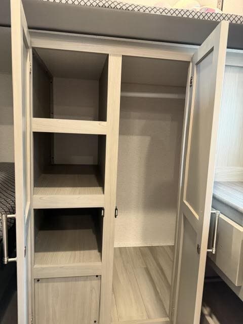 2024 Keystone Springdale Classic (Double Axle - Ea, $ 22,200
