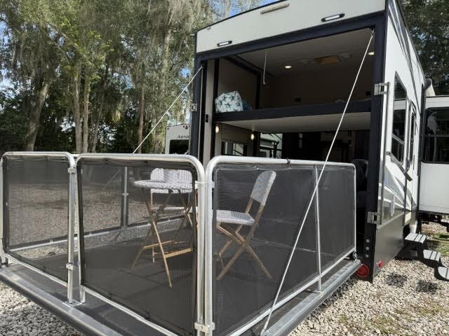 2018 Dutchmen Voltage Triton 3551, $ 29,999