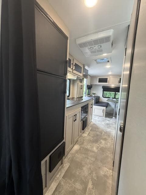 2022 Coachmen Apex Nano 213RDS, $ 21,550