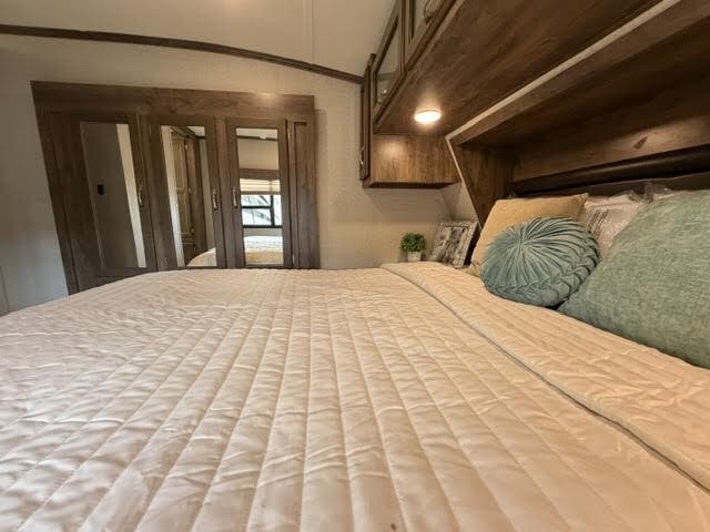 2018 Dutchmen Aerolite Astoria 2513RLF, $ 19,995