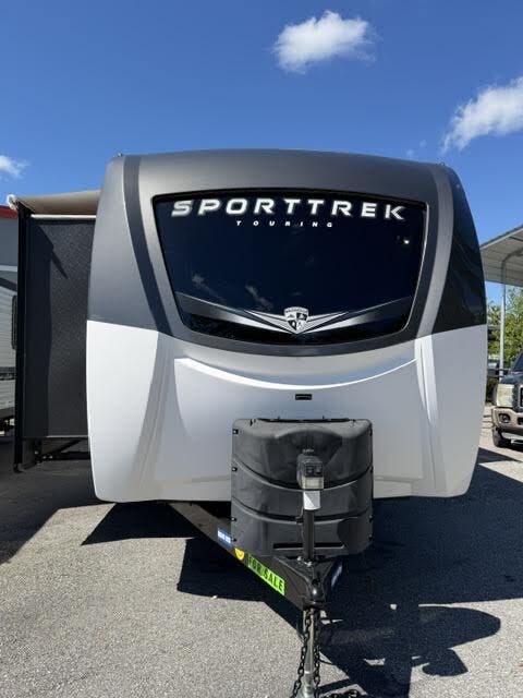 2022 Venture SportTrek Touring Edition STT272VRK, $ 29,995