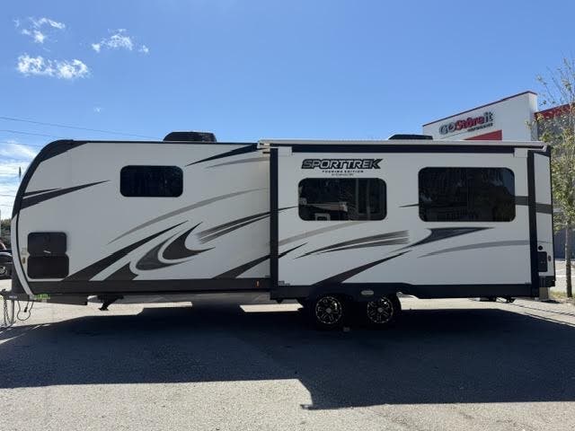 2022 Venture SportTrek Touring Edition STT272VRK, $ 29,995
