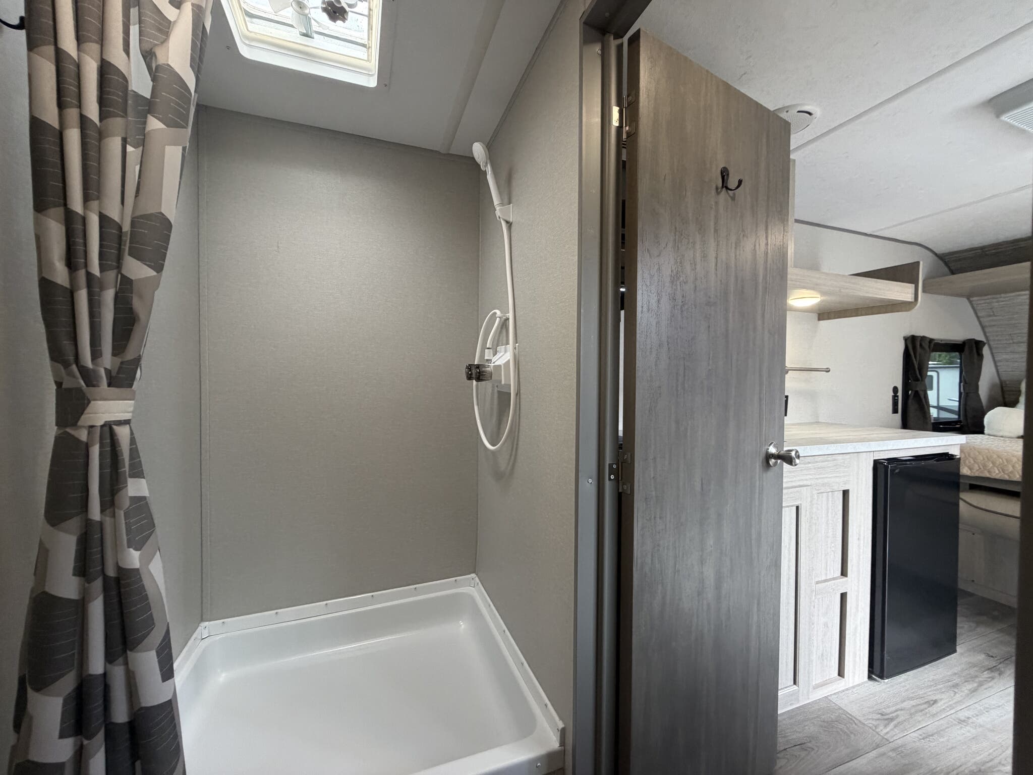 2024 Coachmen Catalina Summit Series 7 154RBX, $ 13,850
