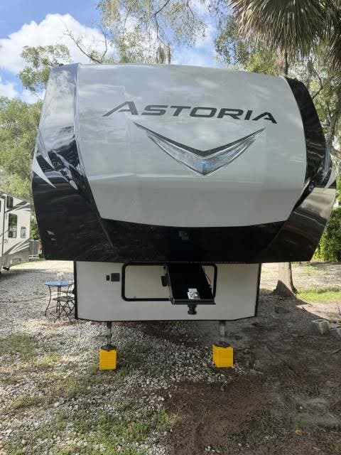 2018 Dutchmen Aerolite Astoria 2513RLF, $ 19,995