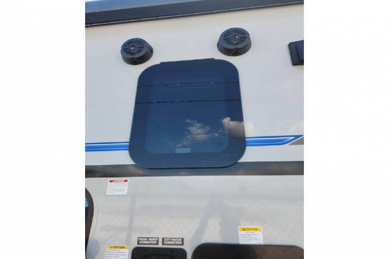 2025 Palomino Real-Lite Truck Campers HS-1912, $ 36,990