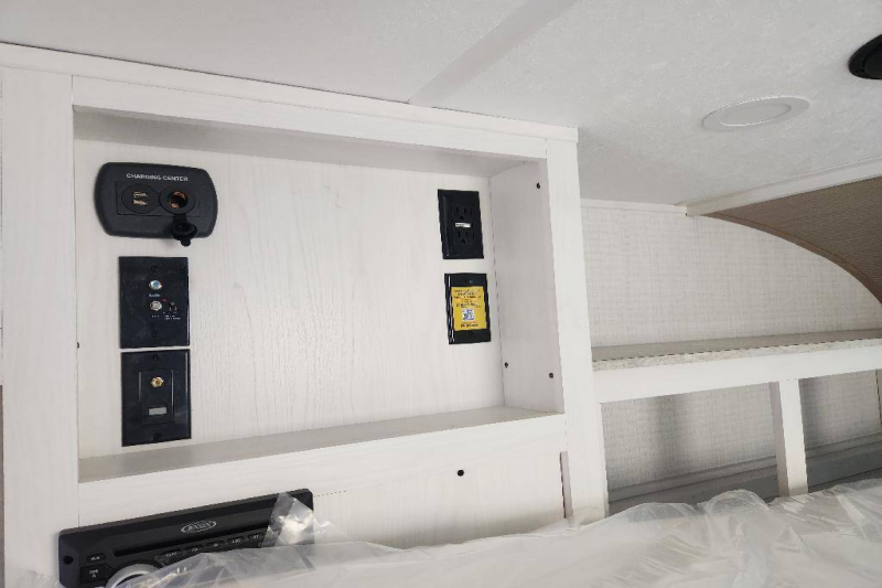 2025 Palomino Real-Lite Truck Camper HS-1803, $ 27,990