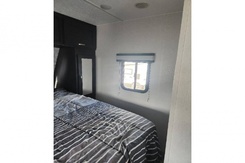 2024 Coachmen FREEDOM EXPRESS 245RKS Travel Traile, $ 27,990
