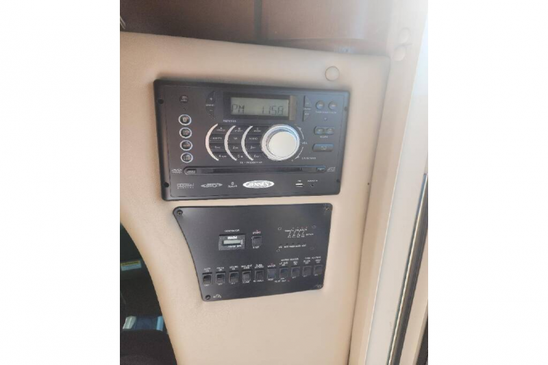 2015 Thor Motor Coach Citation Sprinter 24SR, $ 0
