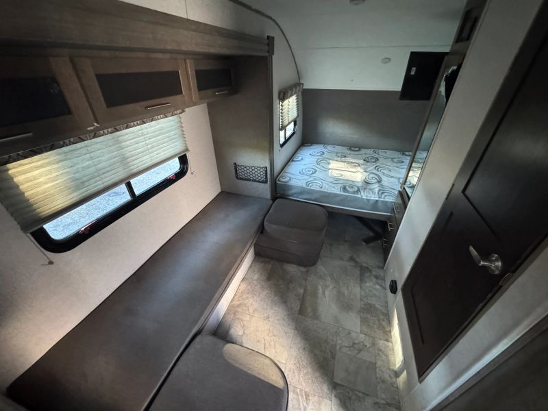2018 Forest River R-Pod, $ 9,900