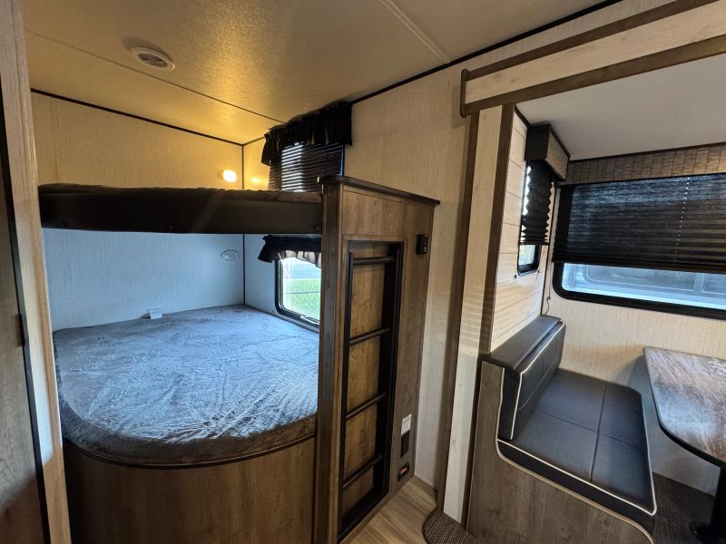 2022 Heartland Pioneer, $ 14,900