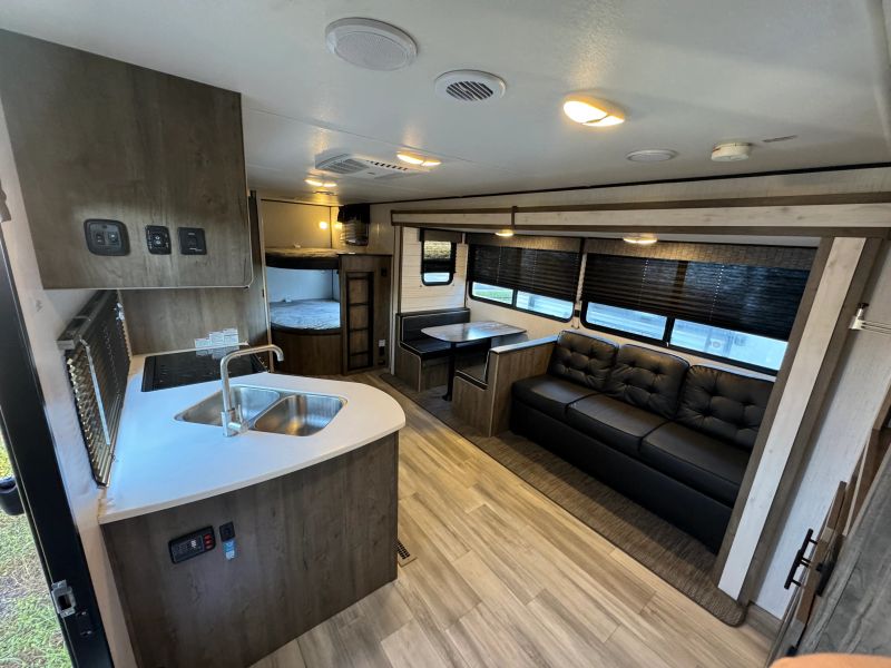 2022 Heartland Pioneer, $ 14,900