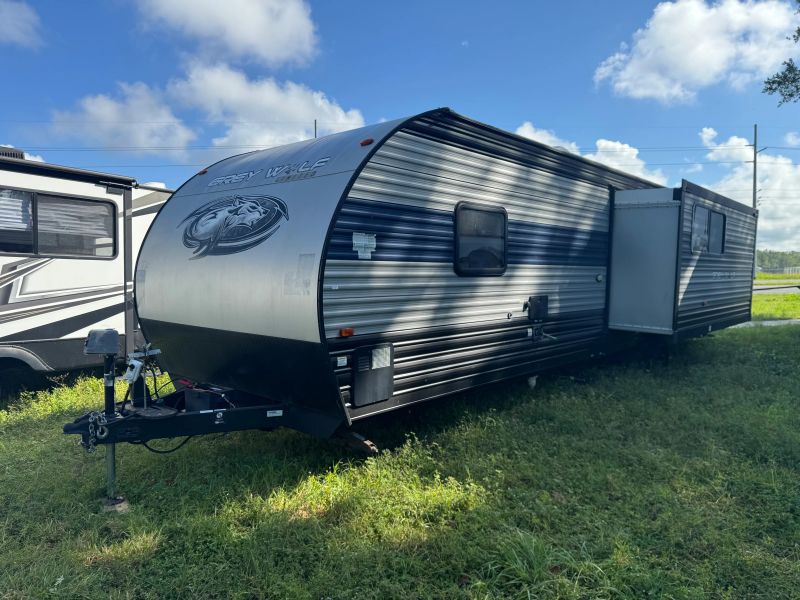 2022 Forest River Grey Wolf, $ 16,900