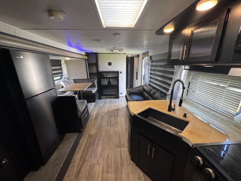 2022 Forest River Grey Wolf, $ 16,900