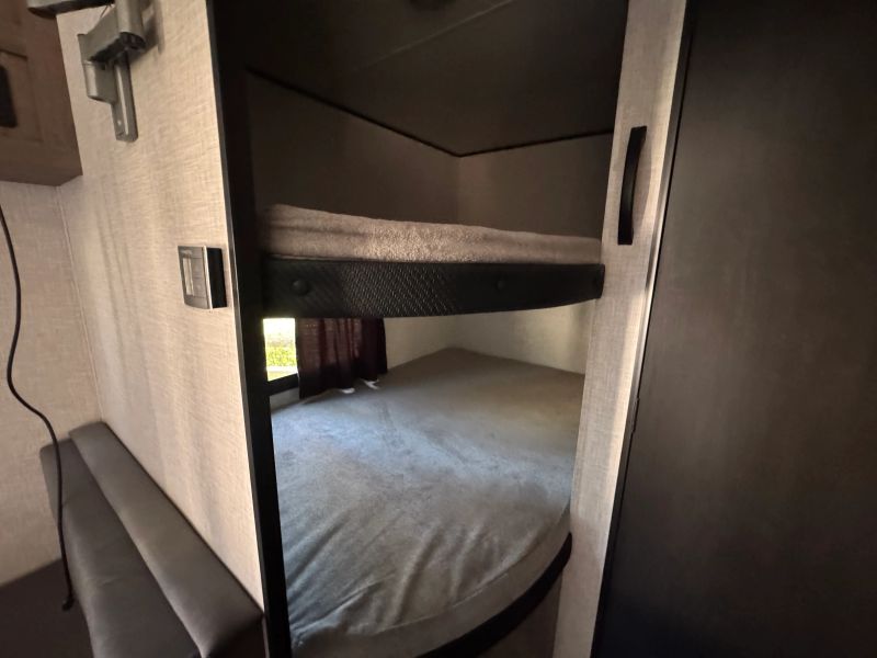 2025 Jayco Jay Flight SLX, $ 21,000