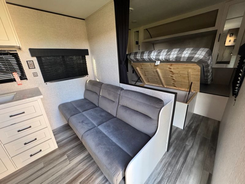 2025 Jayco Jay Flight SLX, $ 21,000