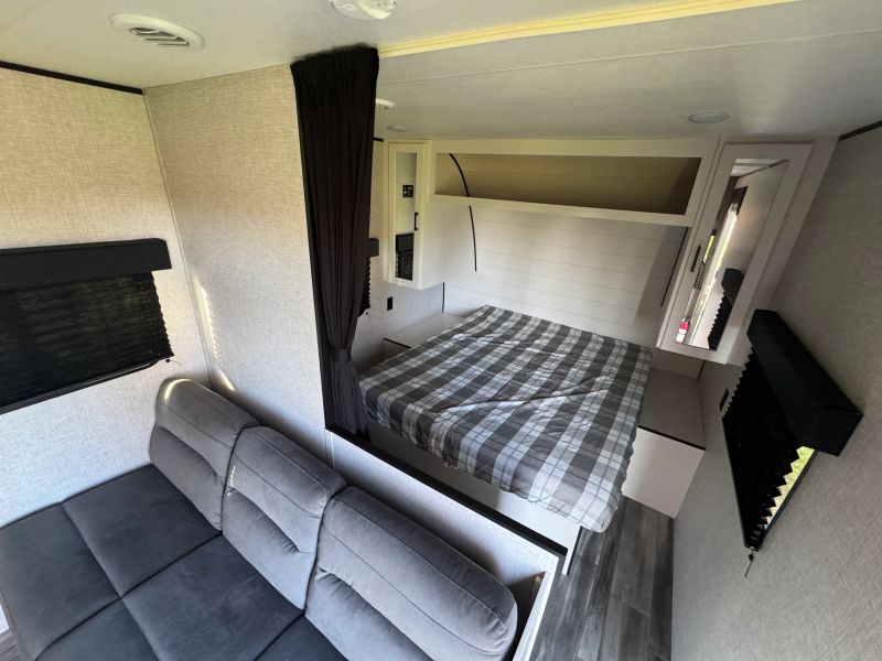 2025 Jayco Jay Flight SLX, $ 21,000
