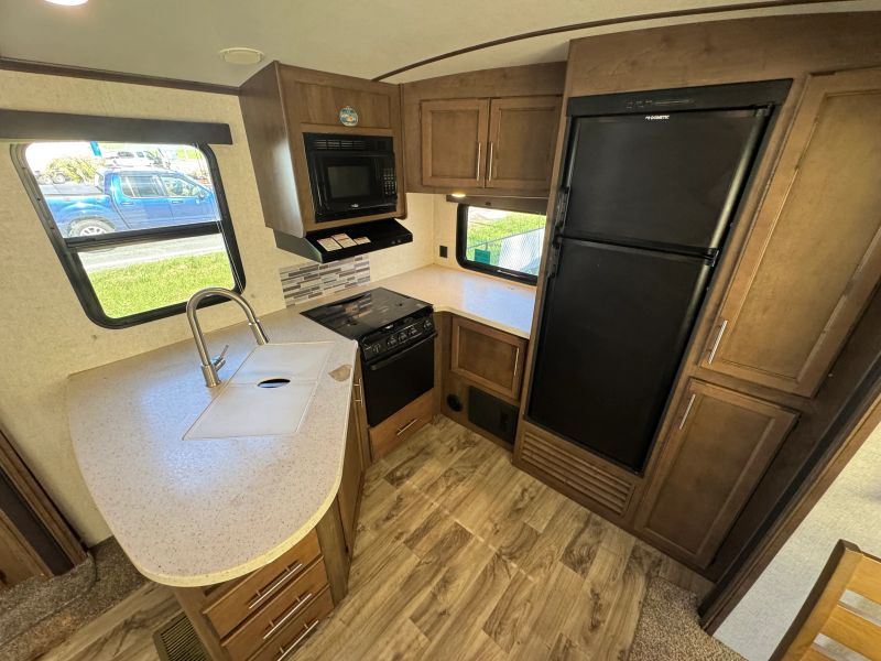 2019 Keystone Cougar Half-Ton, $ 18,900