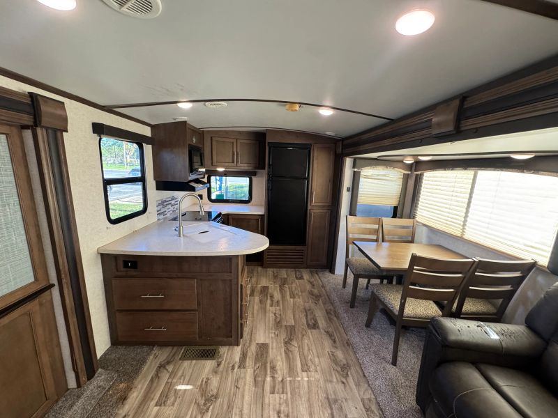 2019 Keystone Cougar Half-Ton, $ 18,900