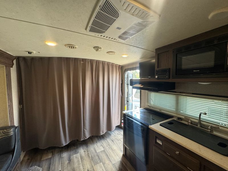 2017 Forest River Micro Lite, $ 10,900