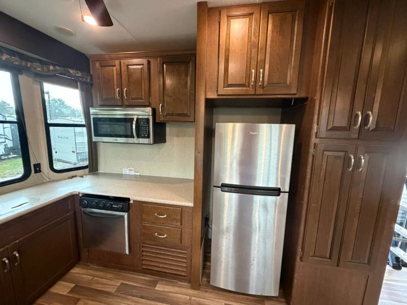 2017 Keystone Retreat Destination, $ 19,900