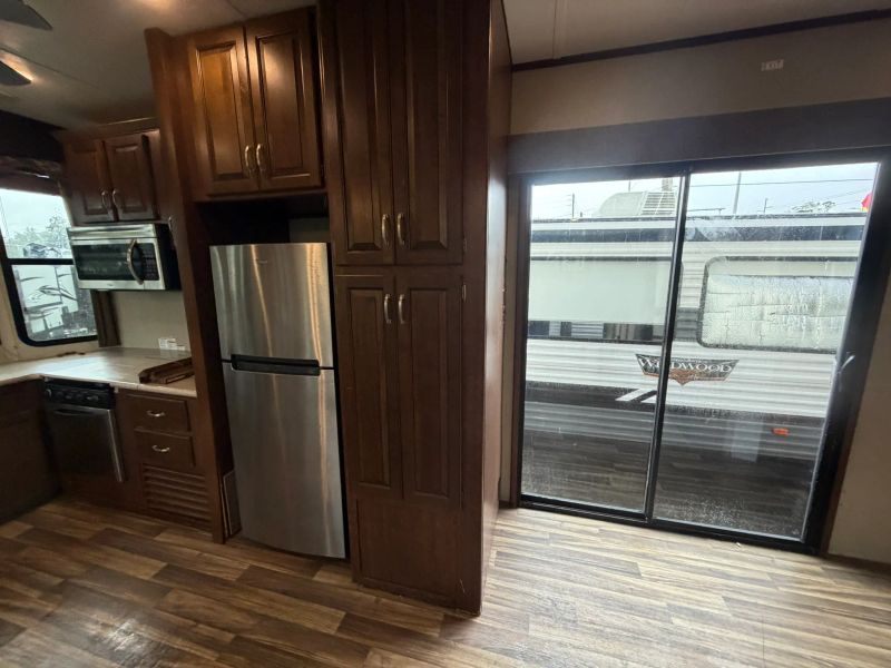 2017 Keystone Retreat Destination, $ 19,900
