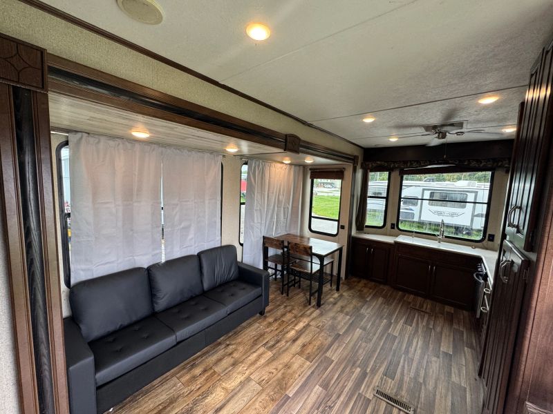 2017 Keystone Retreat Destination, $ 19,900