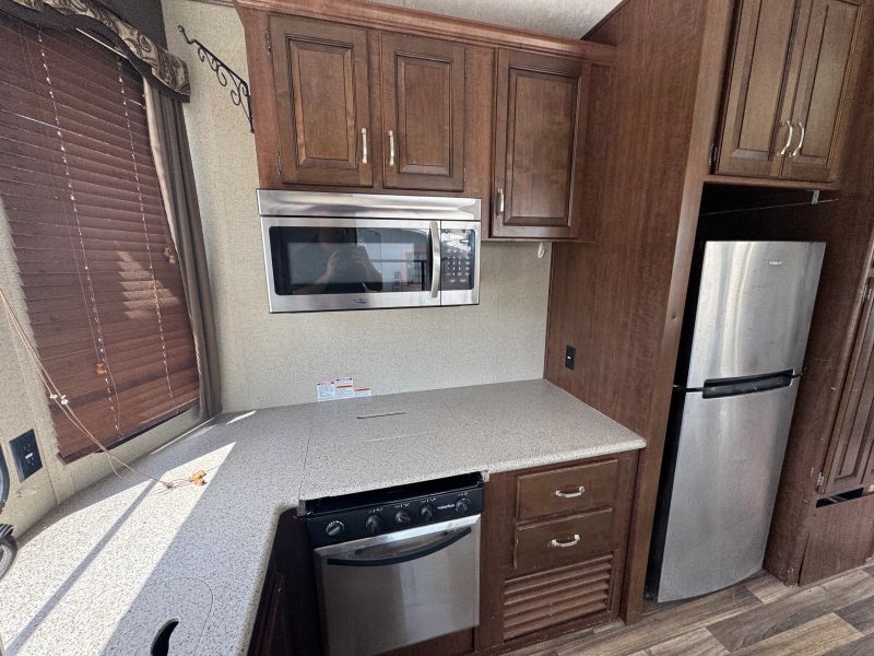 2017 Keystone Retreat Destination, $ 19,900