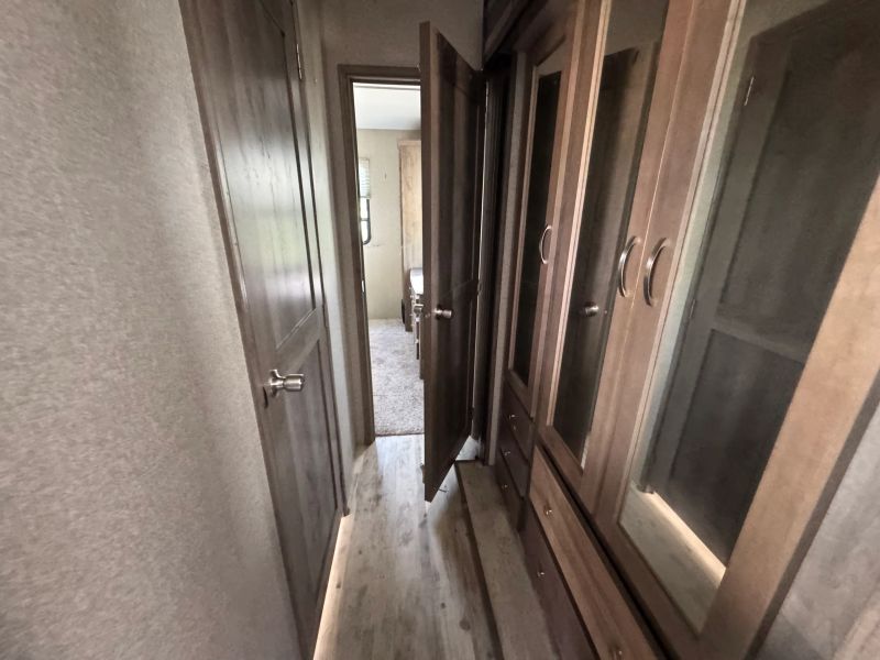 2019 Keystone Sprinter Limited FW, $ 19,900