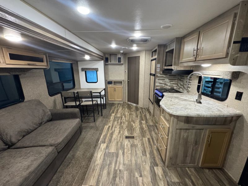 2019 Coachmen Catalina Legacy, $ 12,900