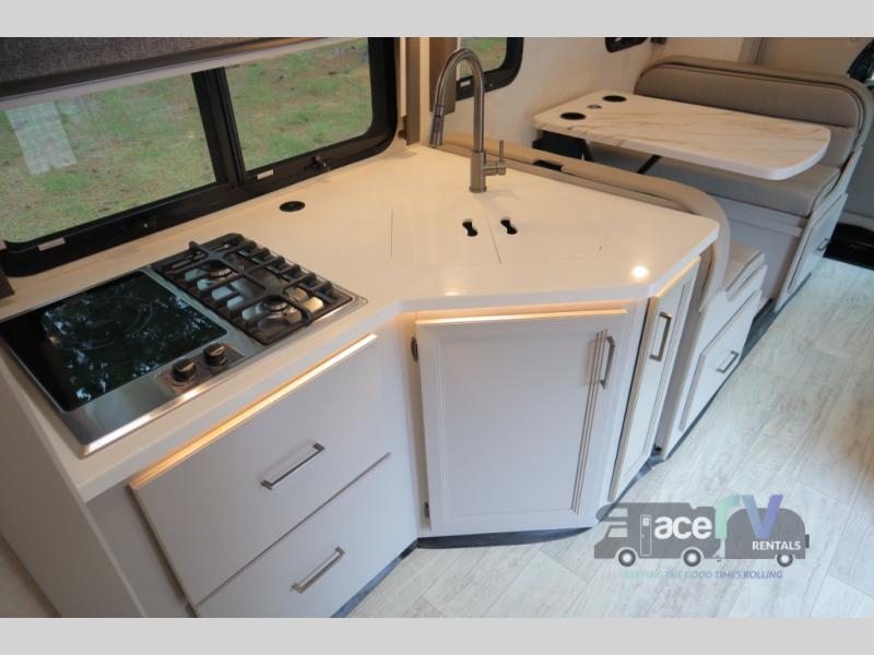 2024 Thor Motor Coach Chateau 31E, $ 249
