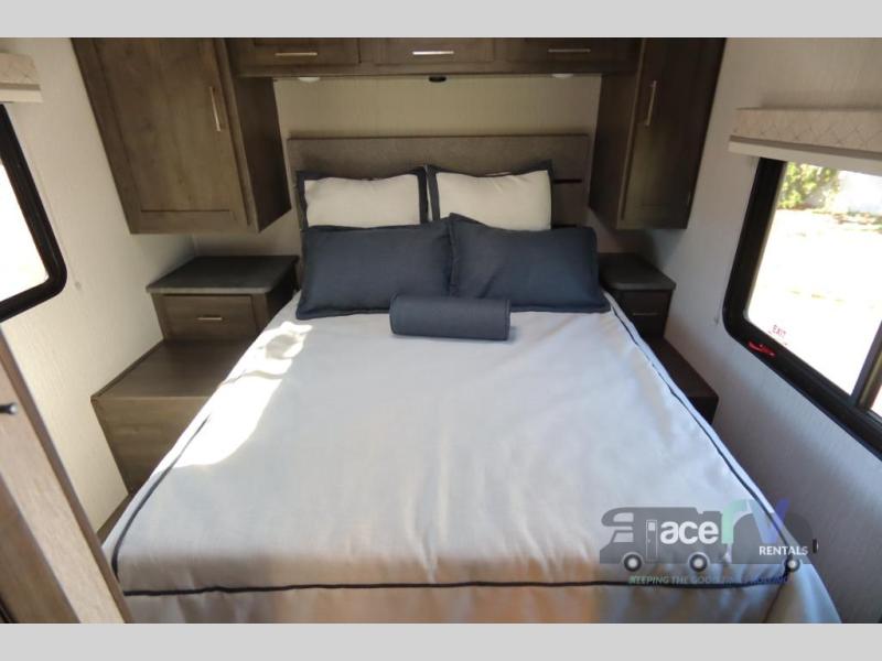2021 Coachmen Pursuit 27XPS, $ 199