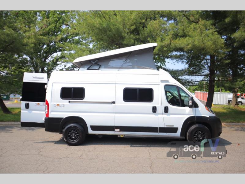 2021 Winnebago Solis 59P, $ 169