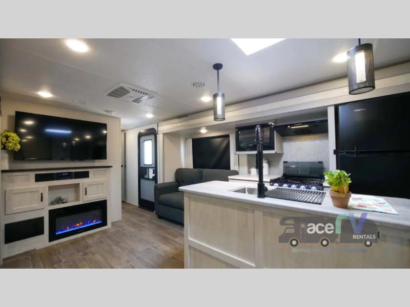 2021 Forest River Vibe 34BH, $ 159