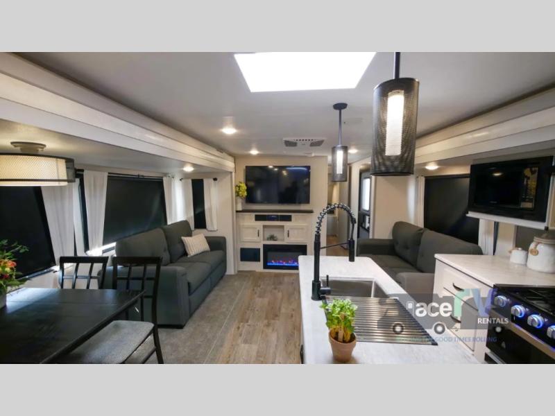 2021 Forest River Vibe 34BH, $ 159