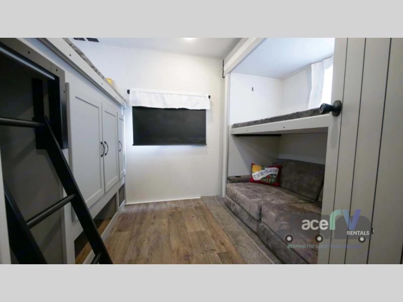 2021 Forest River Vibe 34BH, $ 159