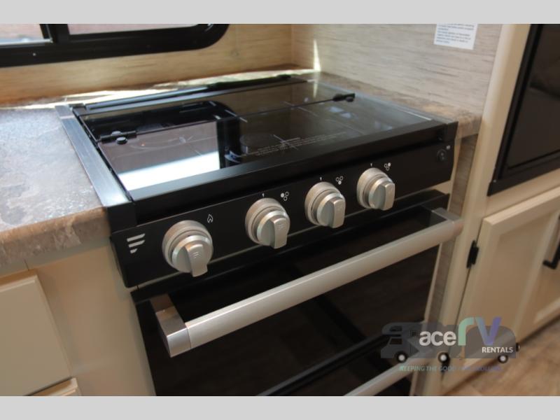 2024 Thor Motor Coach Chateau 22E, $ 189