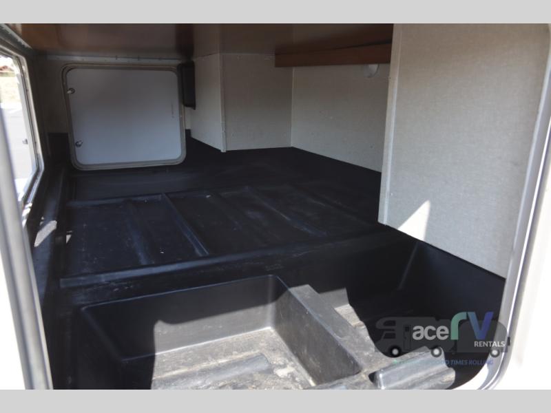 2018 Coachmen Leprechaun 319MB, $ 50,500