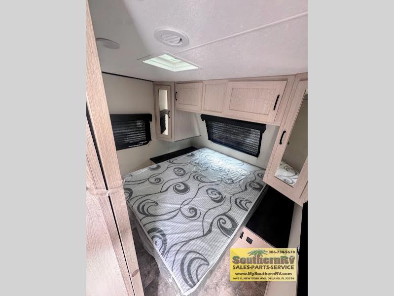 2022 Coachmen Apex Ultra Lite 300BHS, $ 27,999
