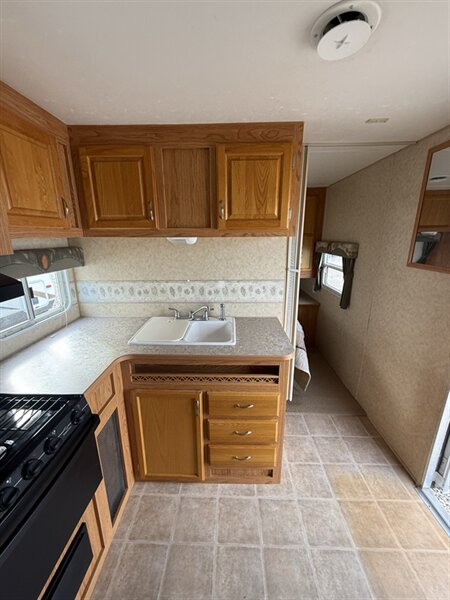 2005 Jayco JAYFLIGHT 29BHS, $ 11,450