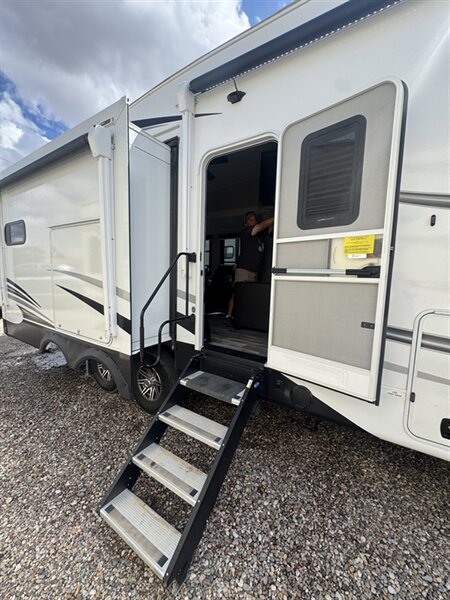 2023 Jayco Eagle 319MLOK, $ 46,750