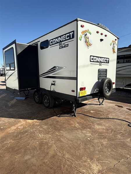 2022 KZ Connect SE C191MBSE, $ 21,450