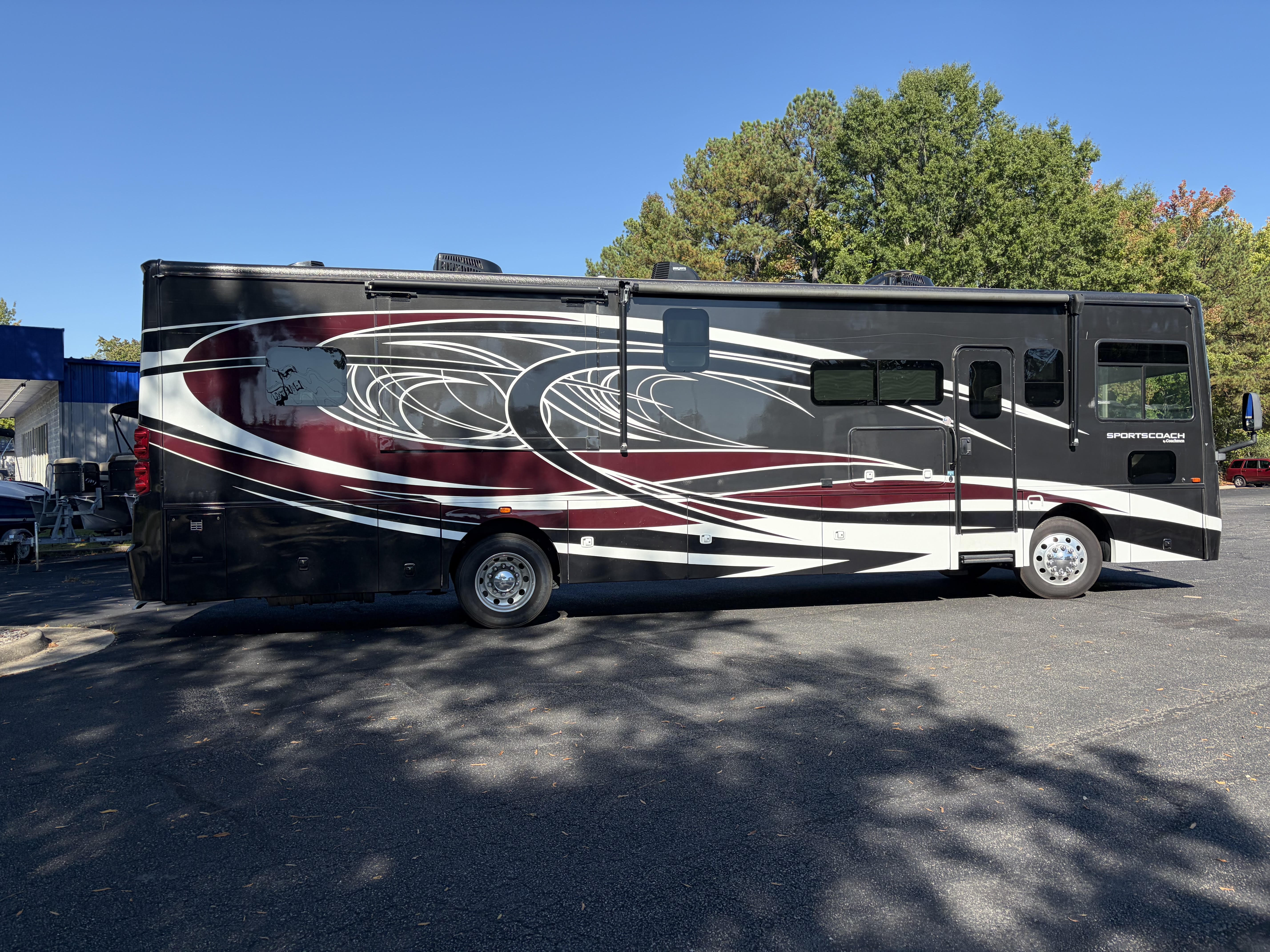2022 Coachmen Sportscoach SRS 365RB, $ 139,900