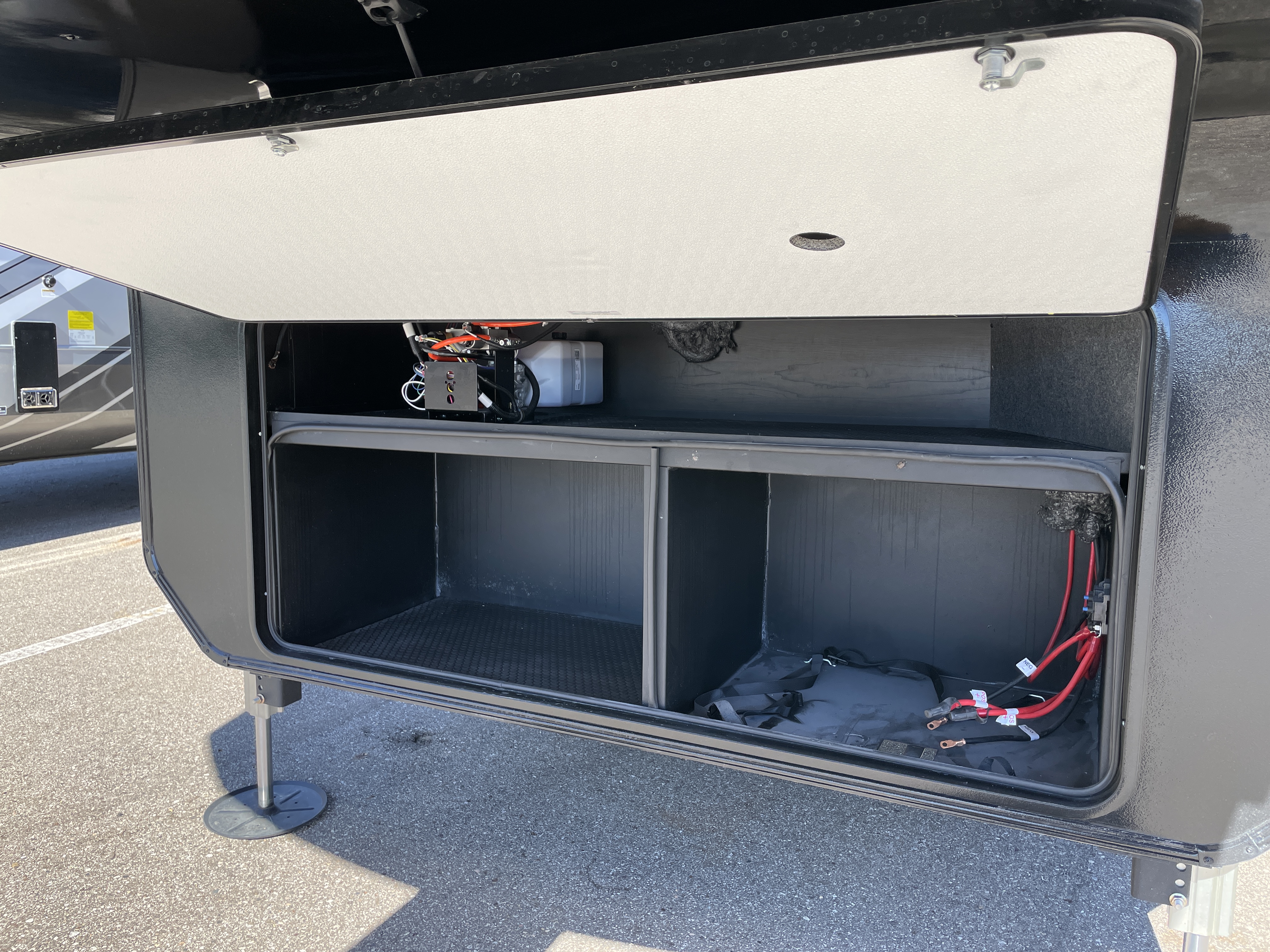 2027 Jayco Pinnacle 38FBRK, $ 146,495