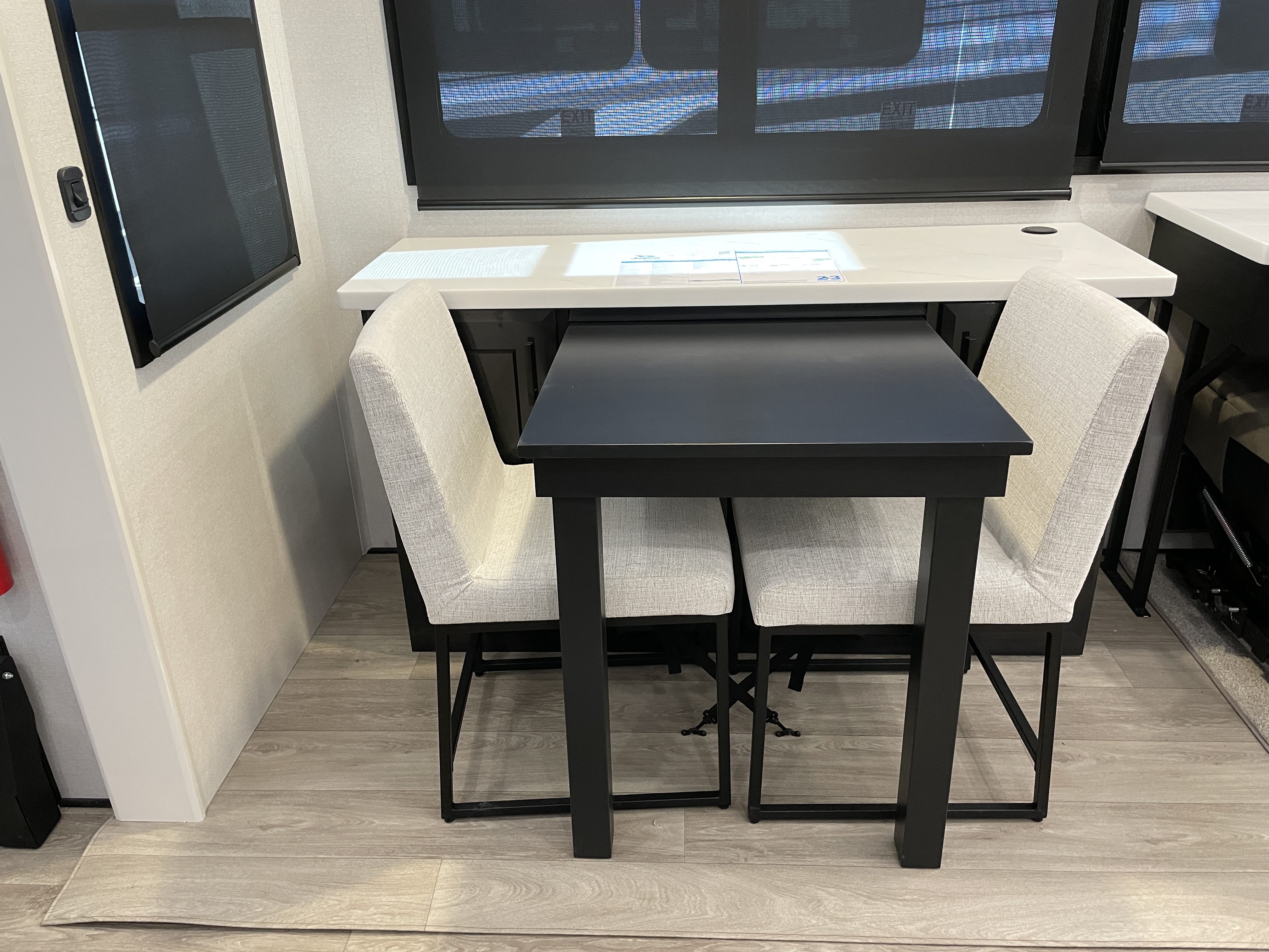 2027 Jayco Pinnacle 38FBRK, $ 146,495