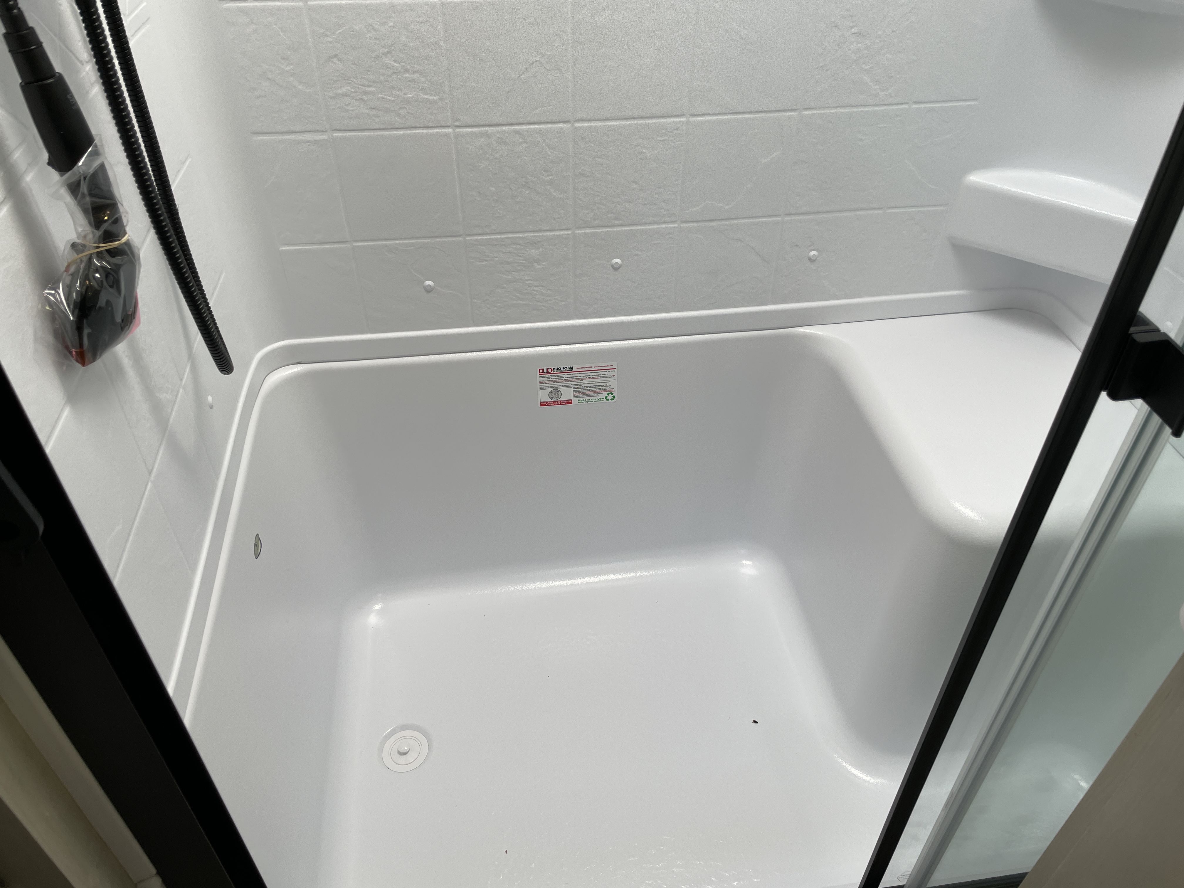 2027 Forest River Cherokee Arctic Wolf 33IBAR, $ 63,999
