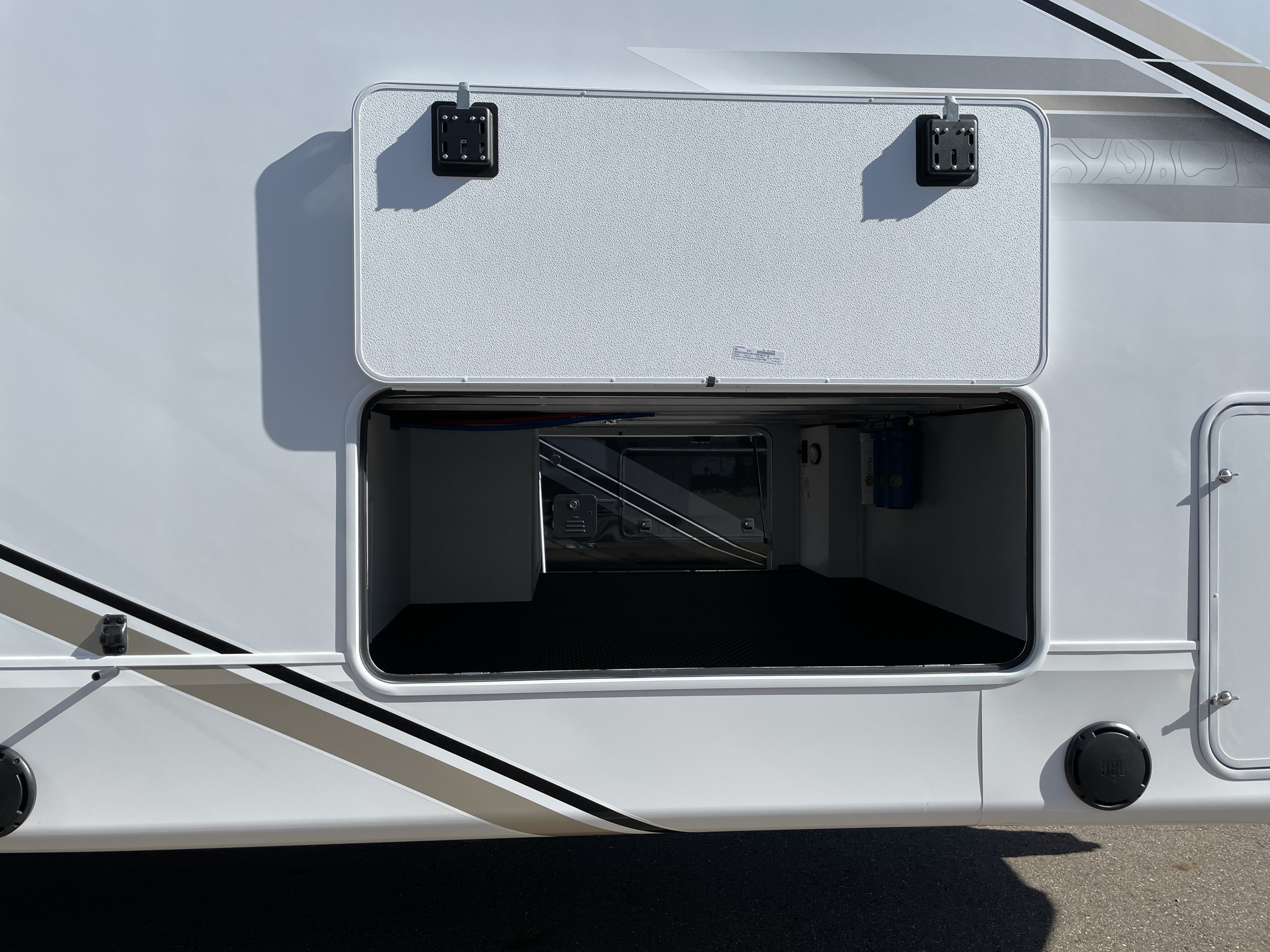 2027 Jayco Eagle 321RSTS, $ 67,995