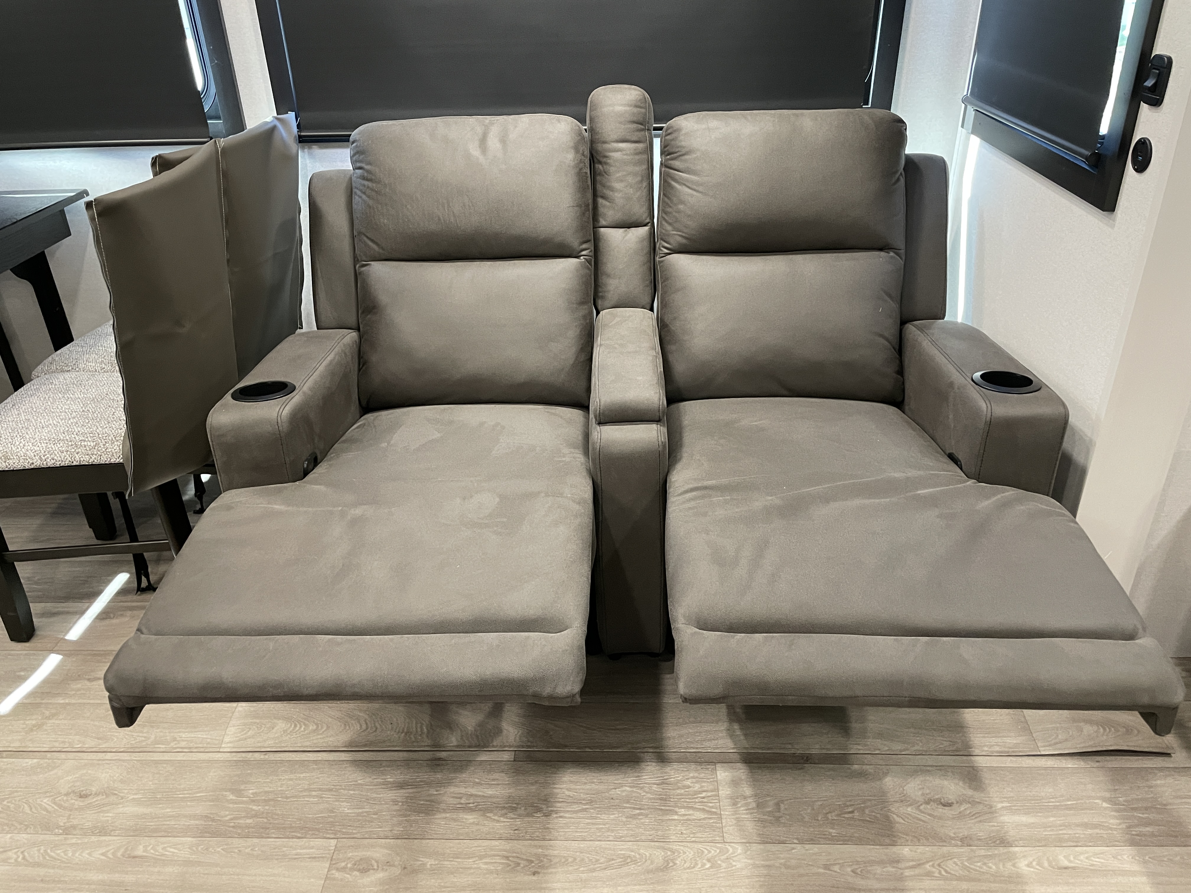 2027 Jayco Eagle 321RSTS, $ 67,995