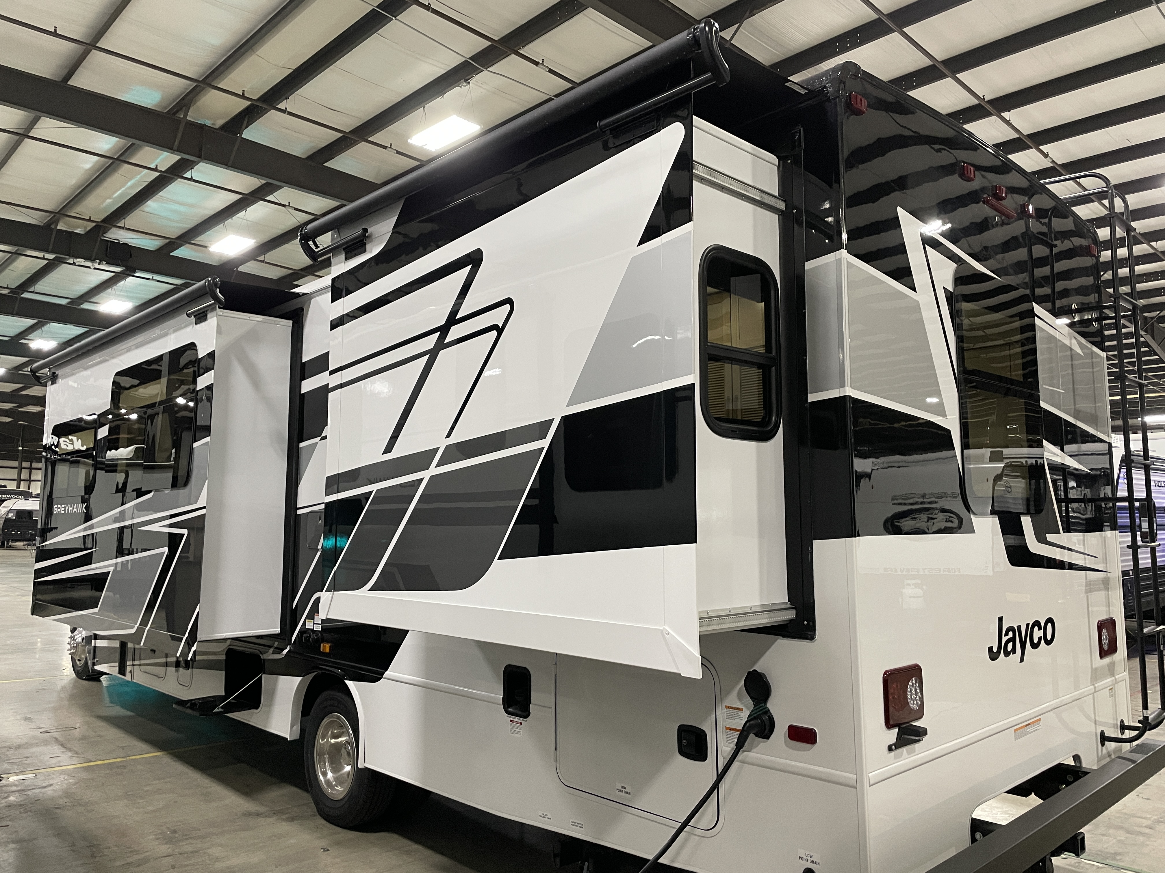 2027 Jayco Greyhawk 29MV, $ 139,995